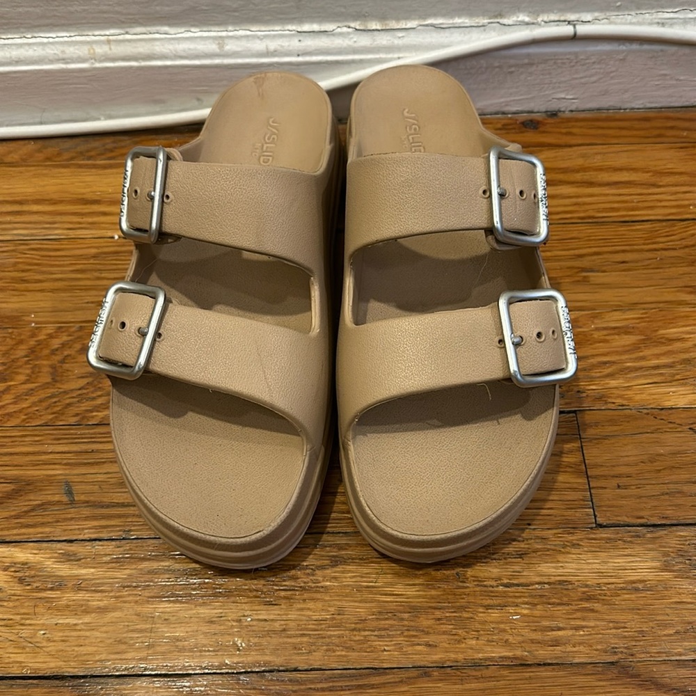 J SLIDES! Worn twice